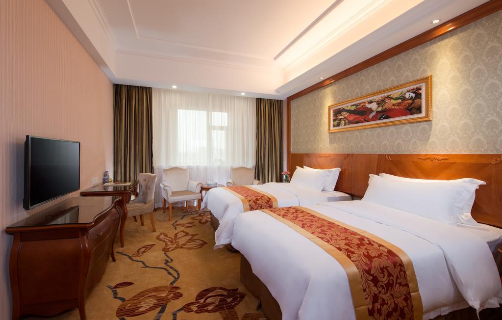 Vienna Hotel Haining Yancang