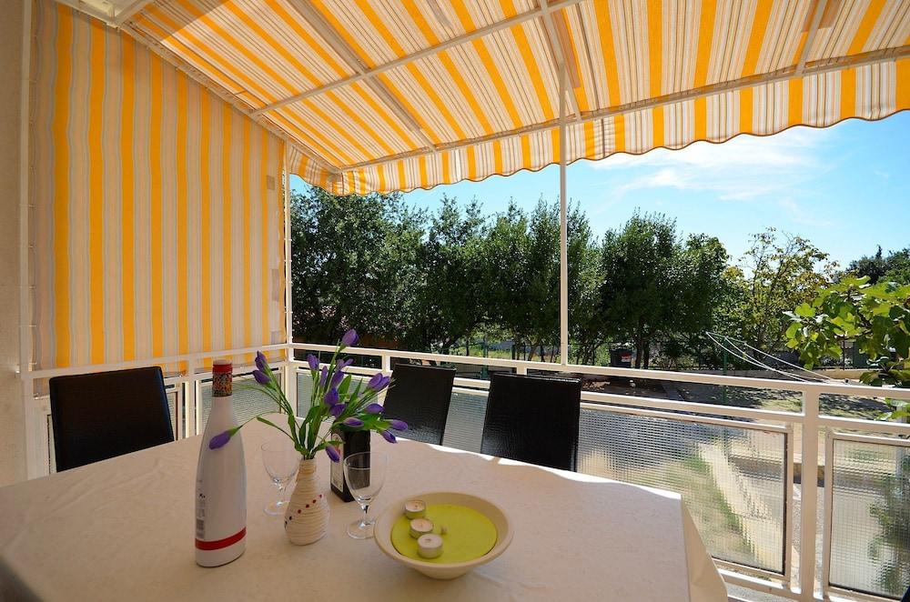 Apartments Ivona