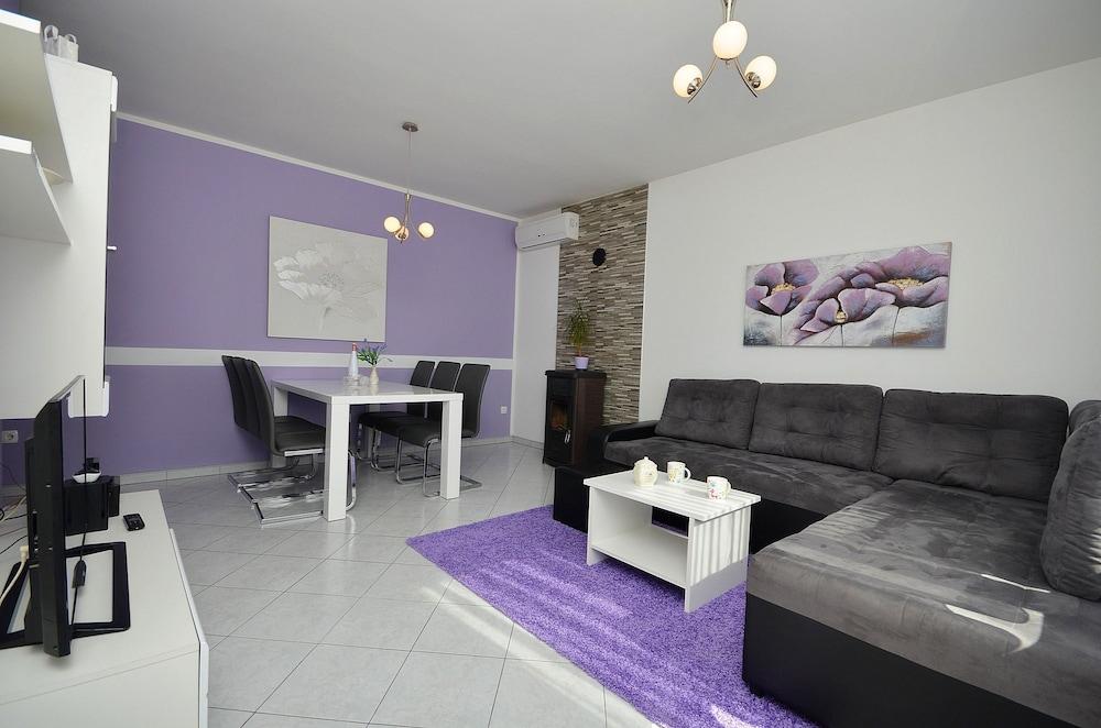 Apartments Ivona