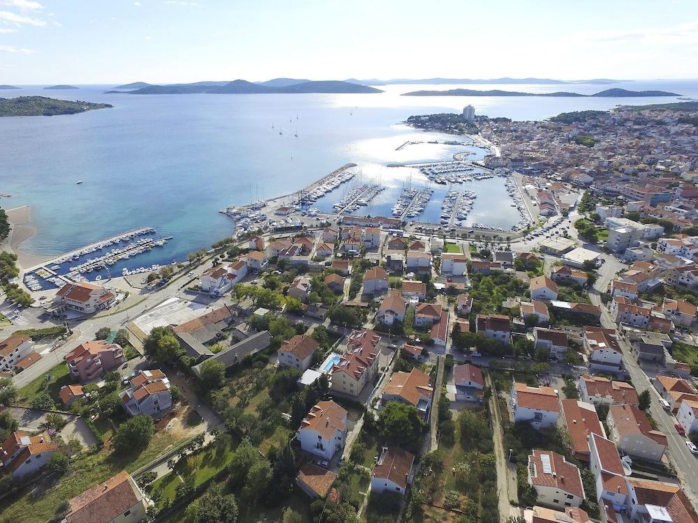 Apartments Ivona