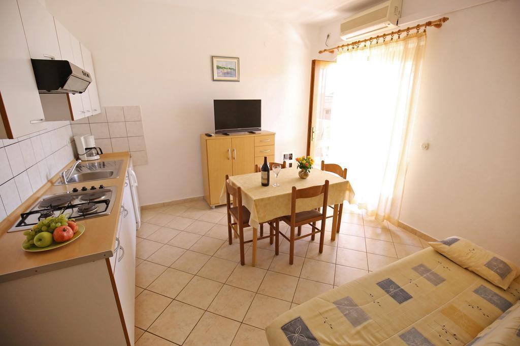 Apartments Armitage