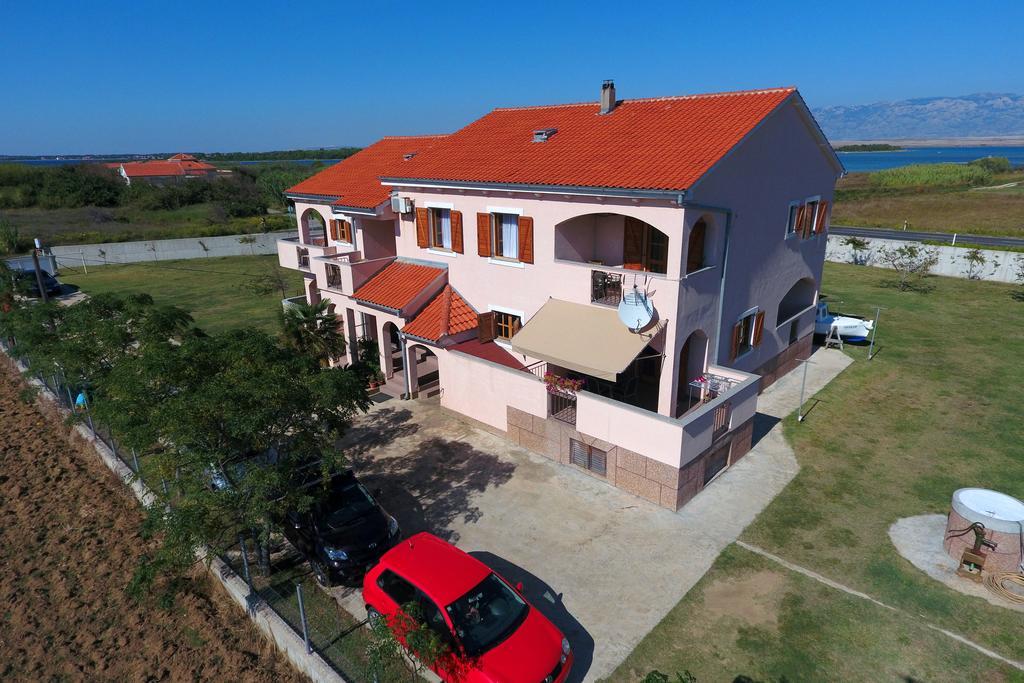 Apartments Armitage