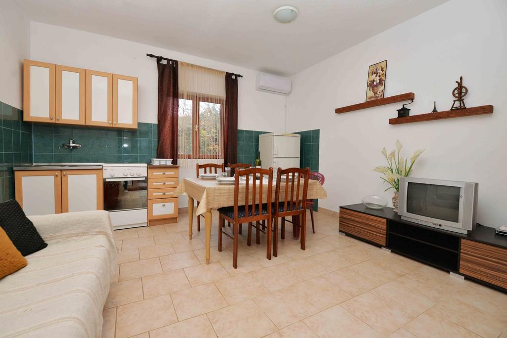 Apartments Dragica