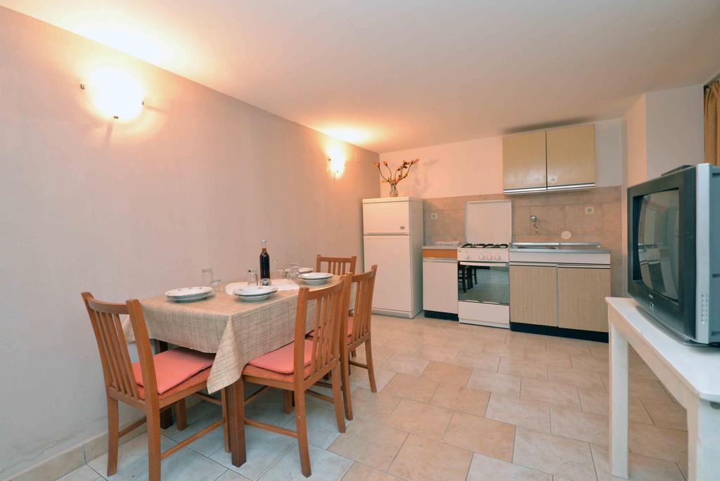 Apartments Dragica