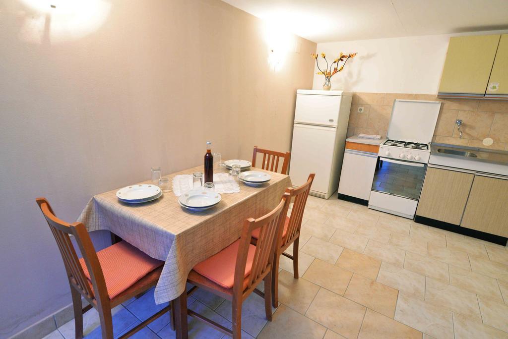 Apartments Dragica