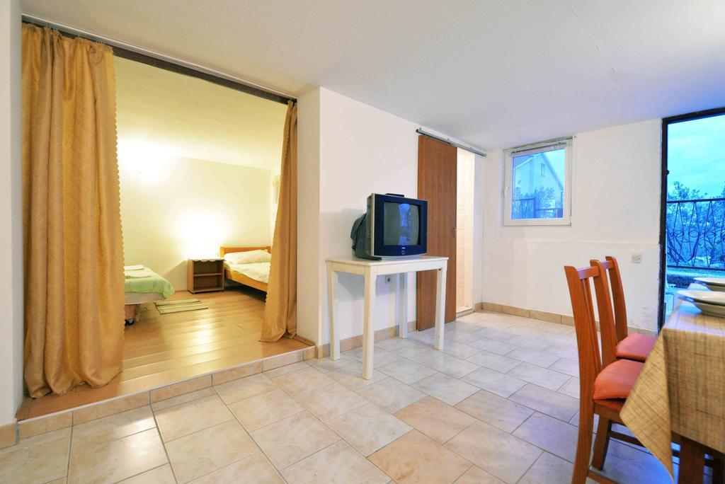 Apartments Dragica