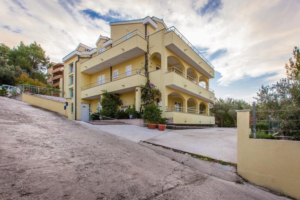 Villa Luna Trogir