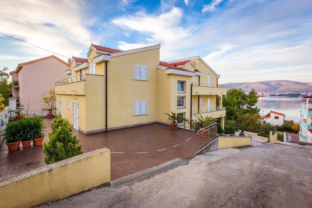 Villa Luna Trogir