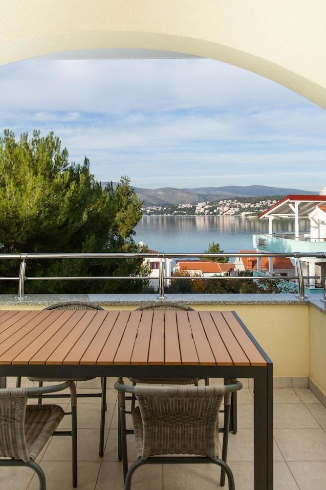 Villa Luna Trogir