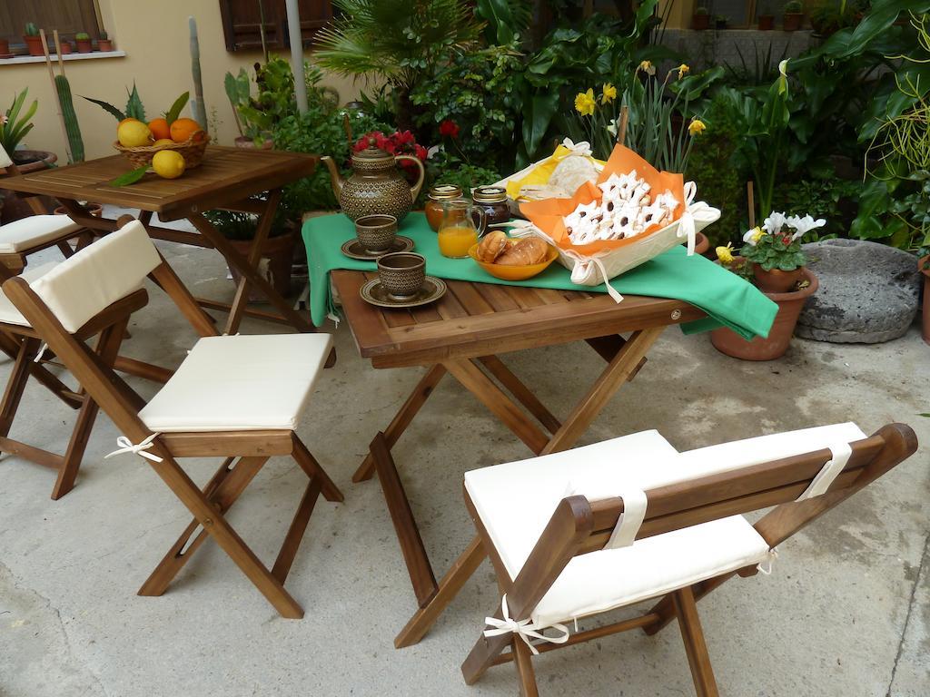 B&B Fiori E Limoni