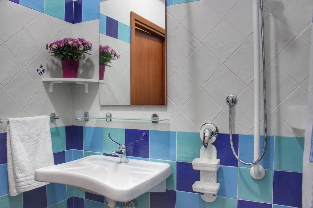B&B Fiori E Limoni