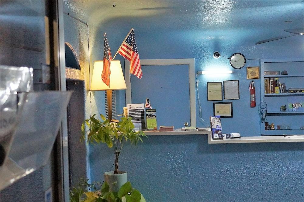White Mountain Motel