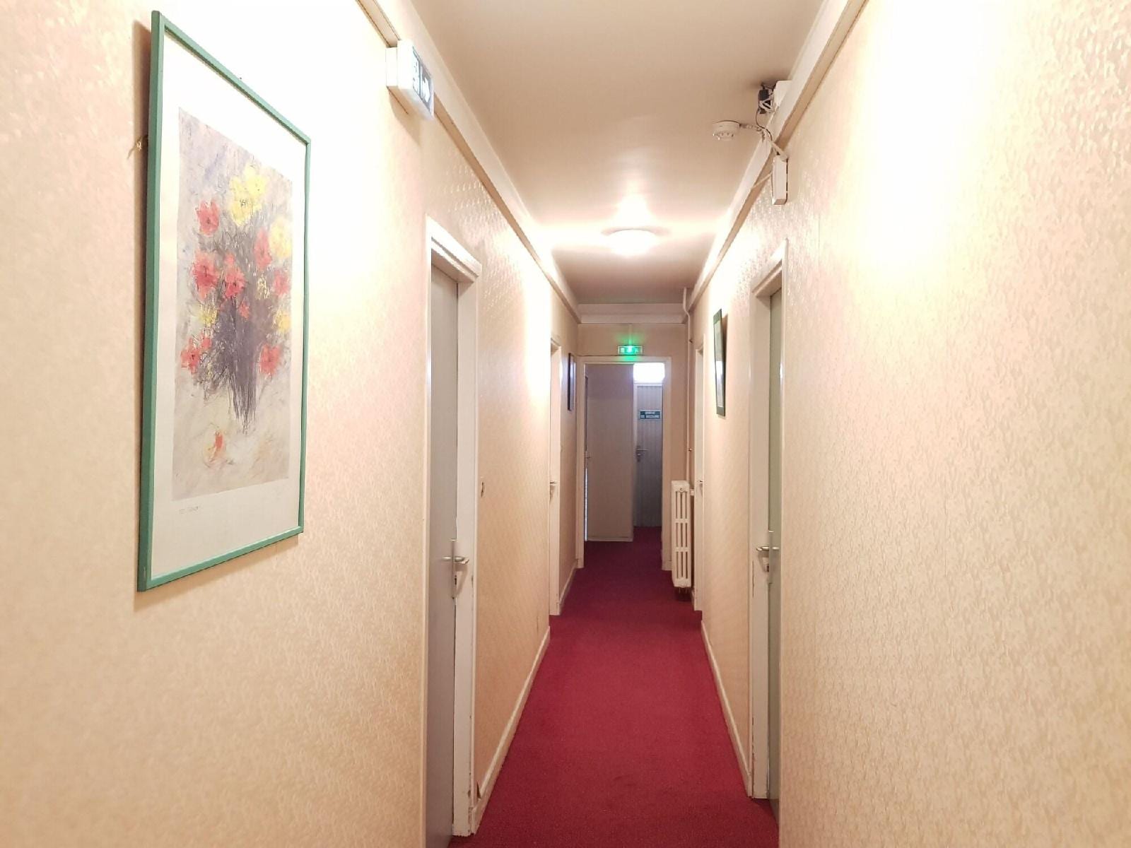 Central Hotel