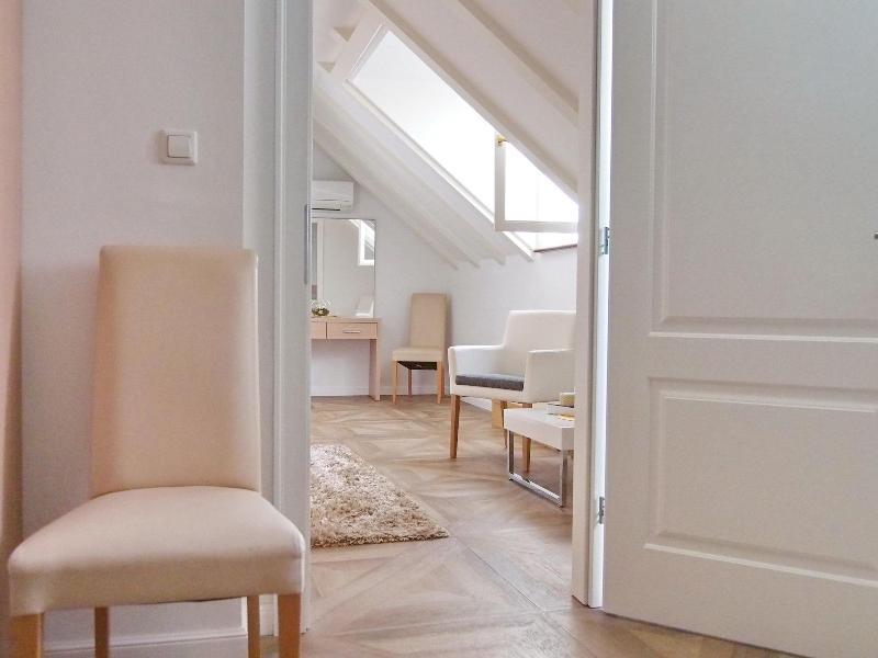 Apartments & Rooms Ivusic