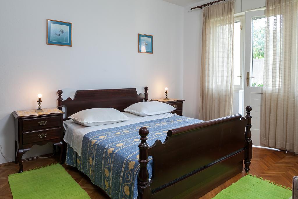 Apartments Lidija