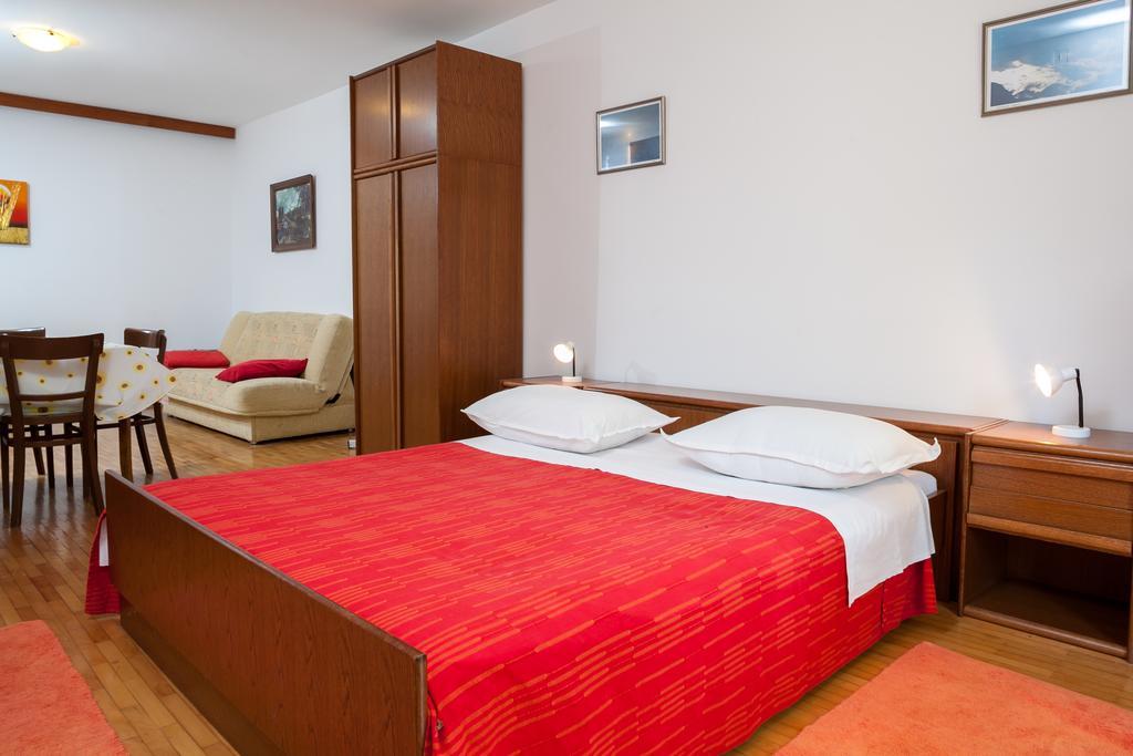 Apartments Lidija