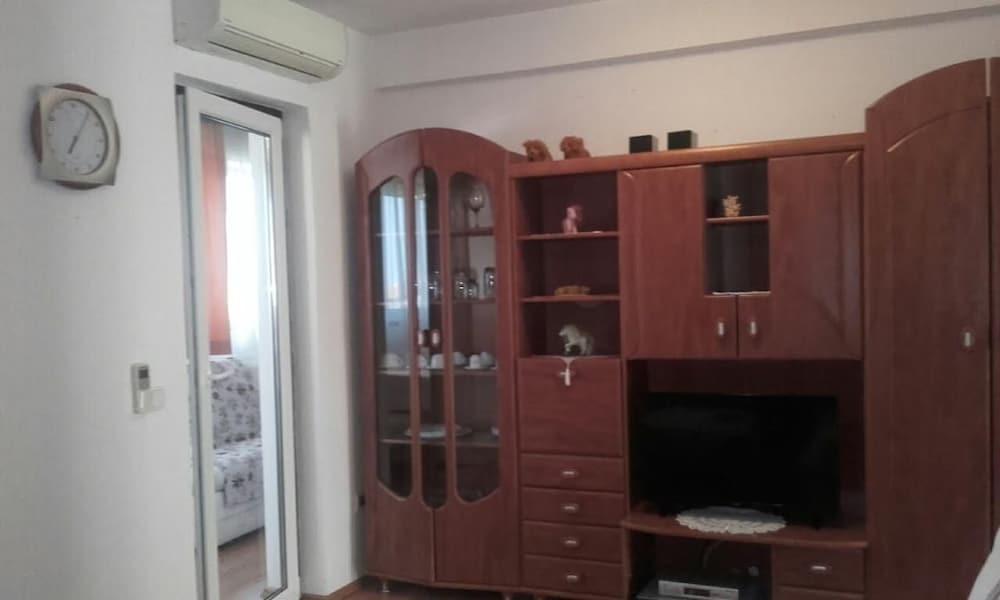 Apartments Adriana