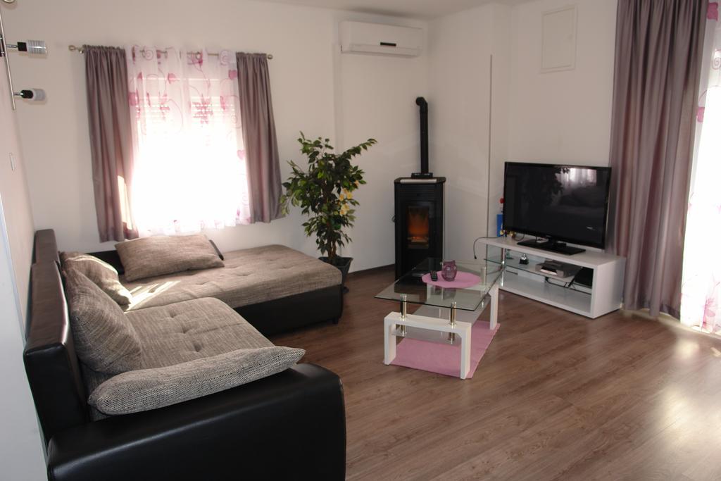 Apartments Lucija