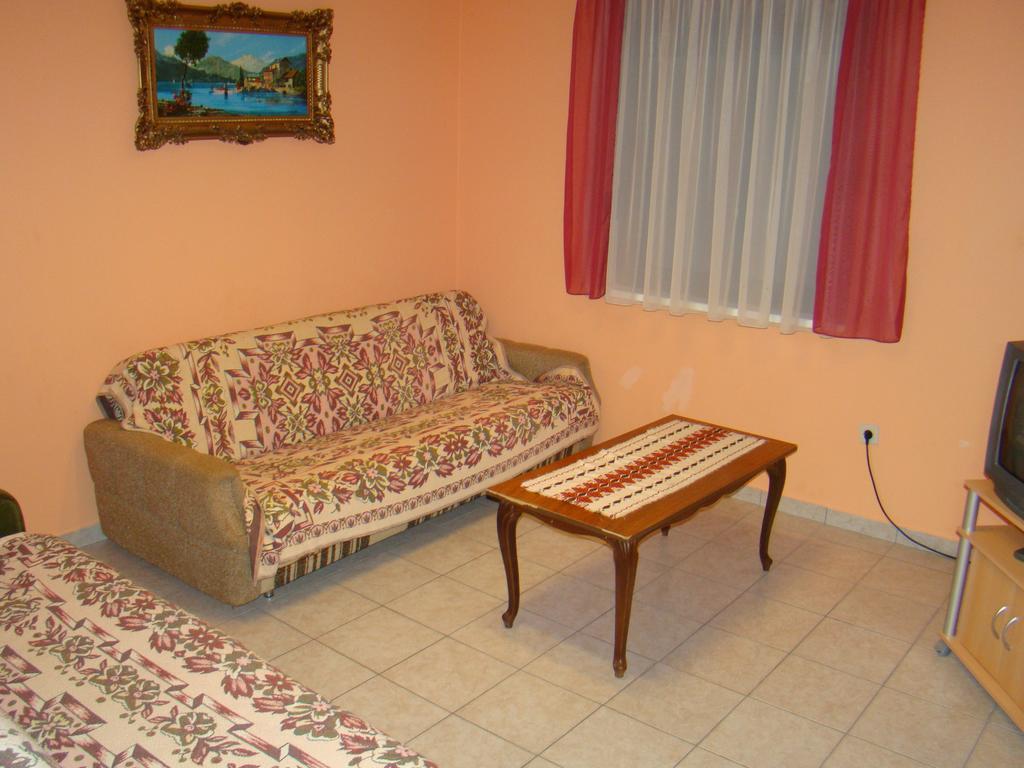 Apartments Kralj