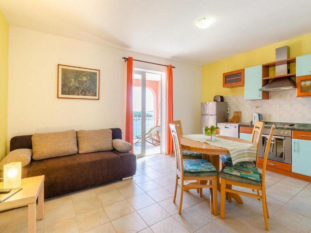 Apartments Zaknic