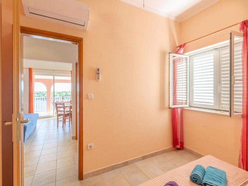 Apartments Zaknic
