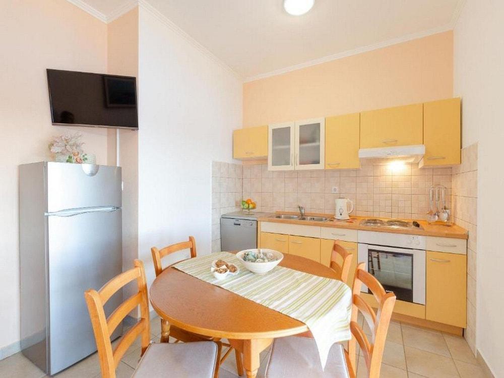Apartments Zaknic