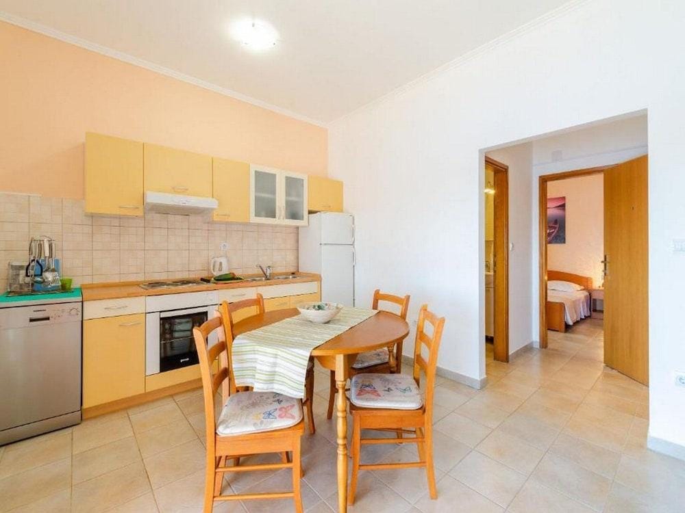 Apartments Zaknic