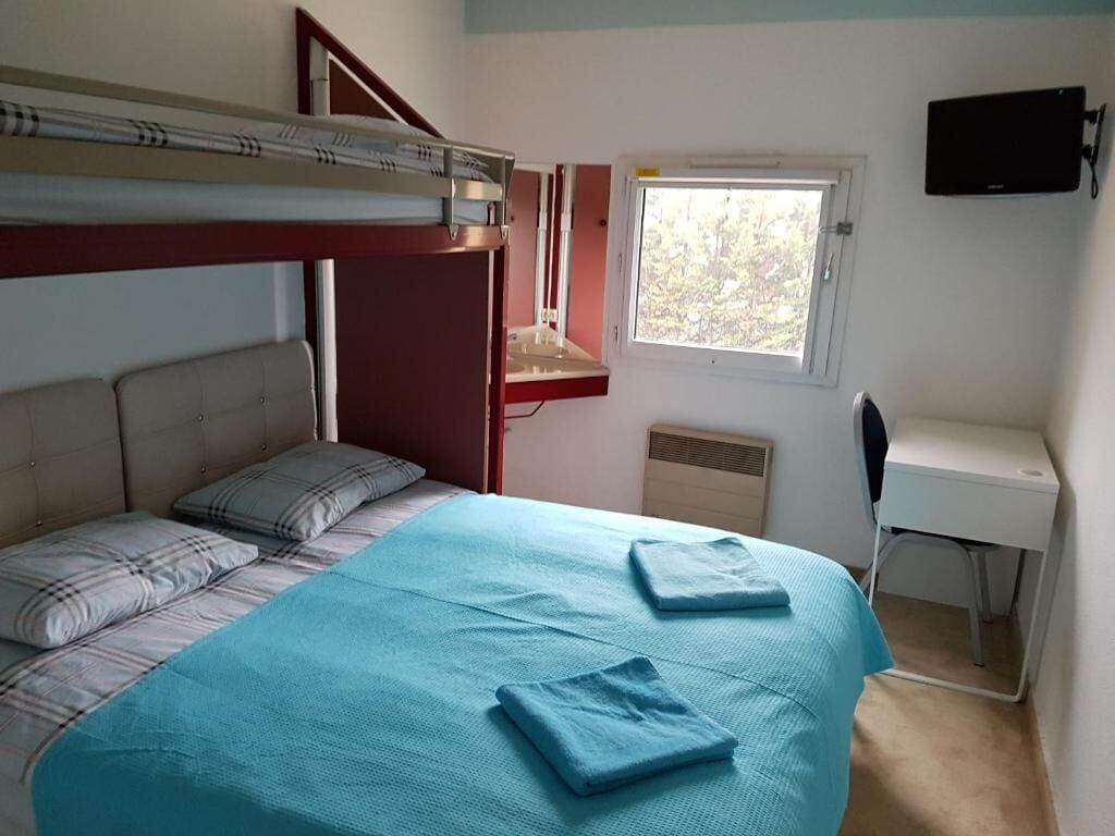 Hotel Holiday Lyon Est