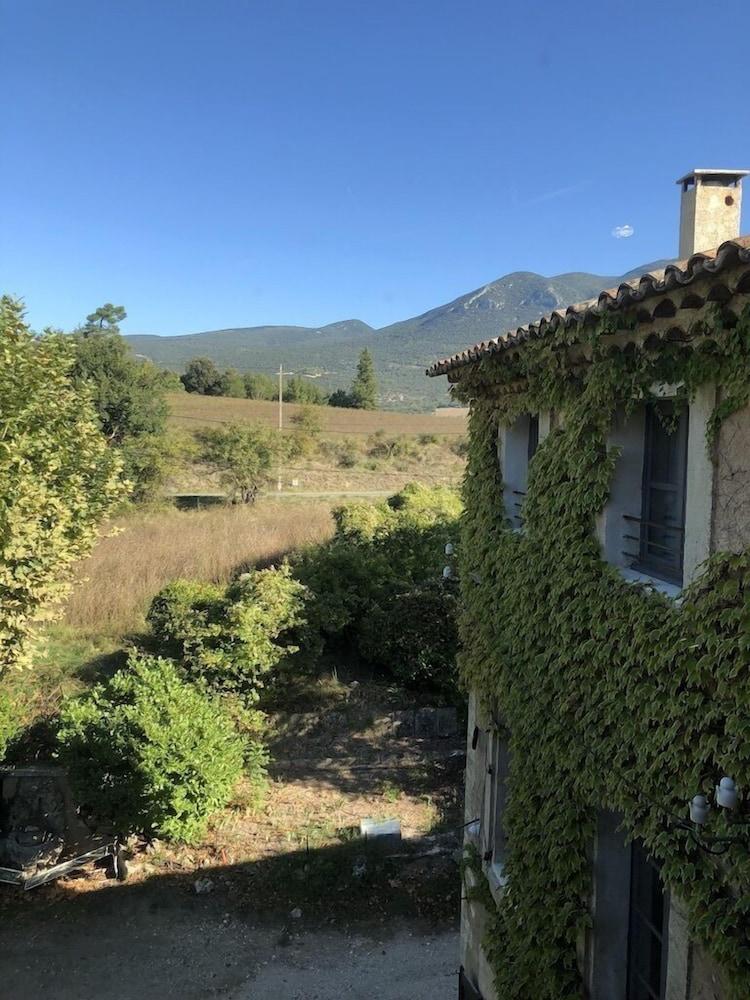 Parenthese En Luberon