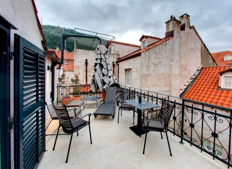 Forty Four Guest House
