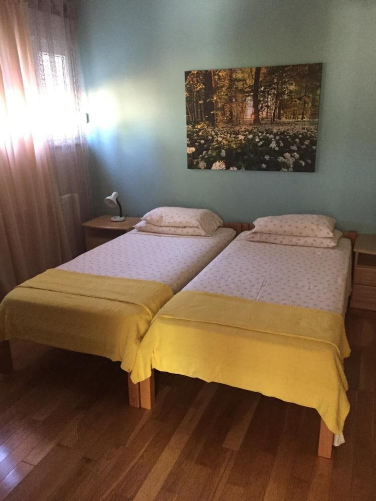 Ana's apartments