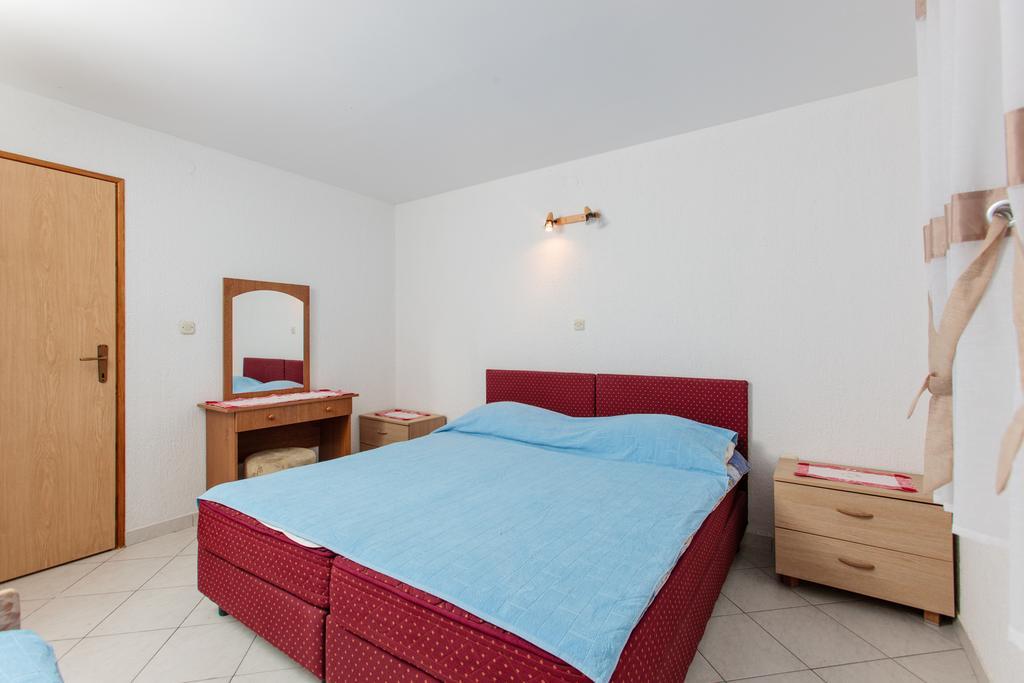 Apartments Antonia Podstrana