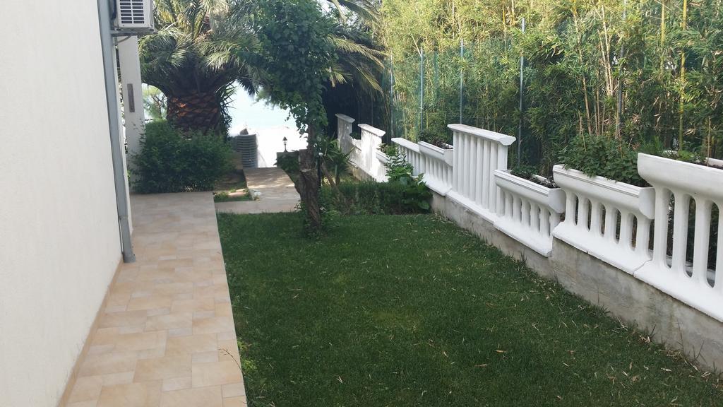 Apartments Antonia Podstrana