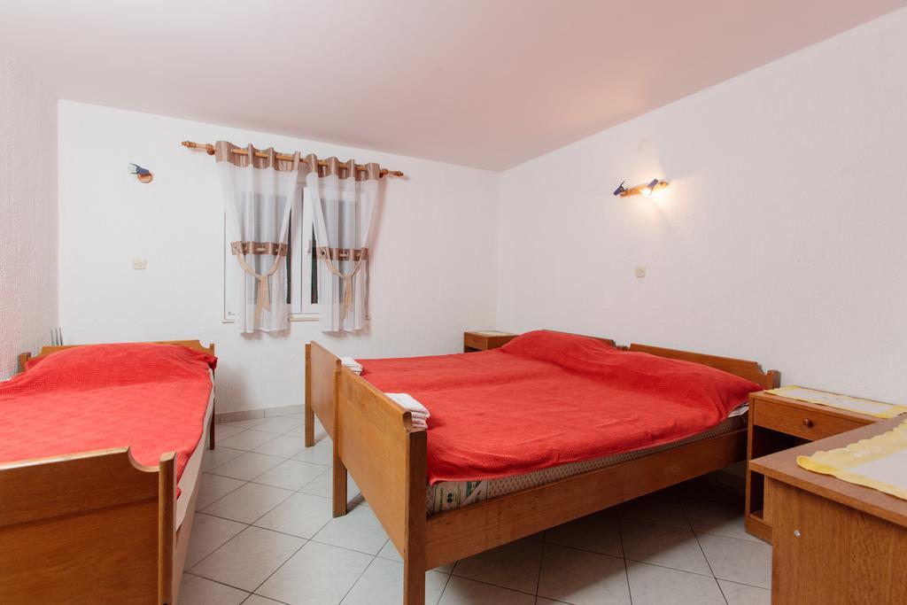 Apartments Antonia Podstrana