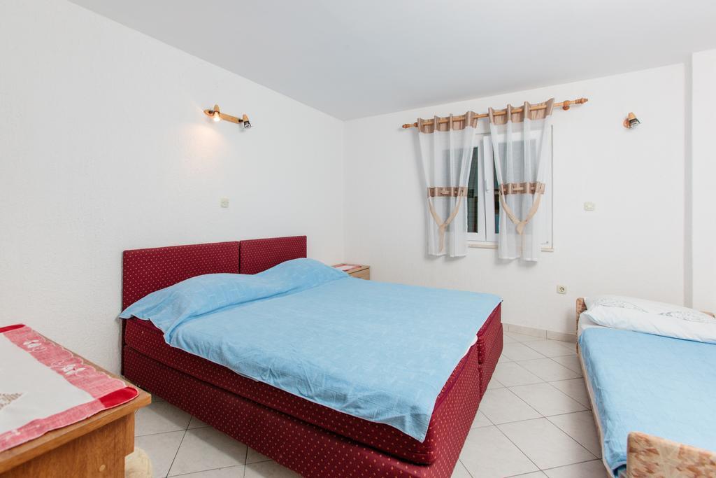 Apartments Antonia Podstrana