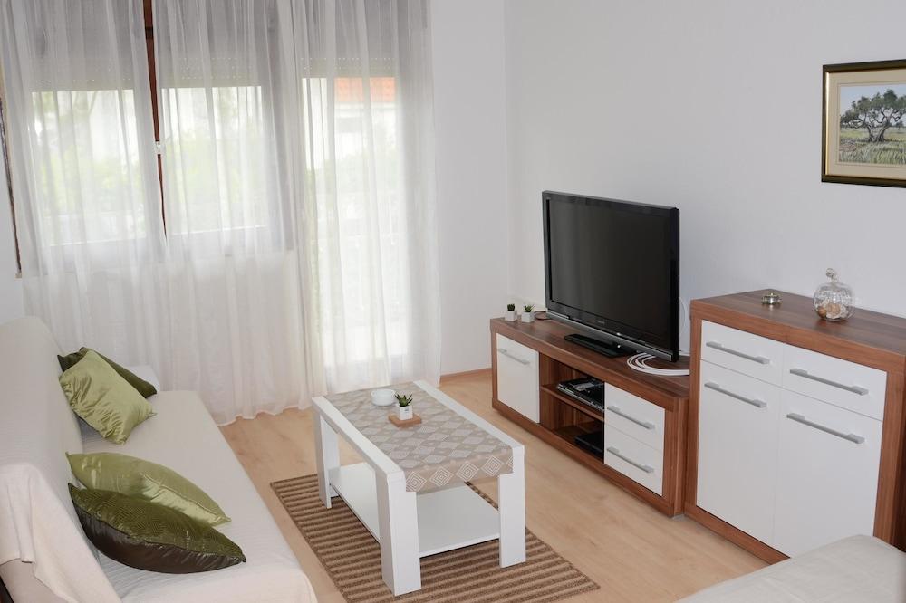Apartments Amari