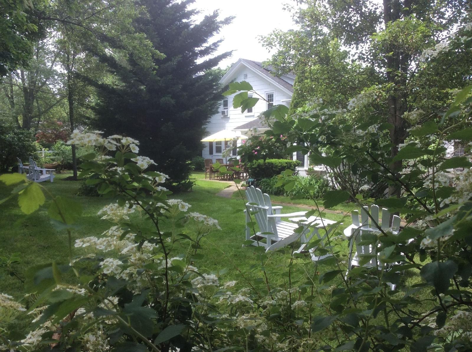Historic White Blossom House