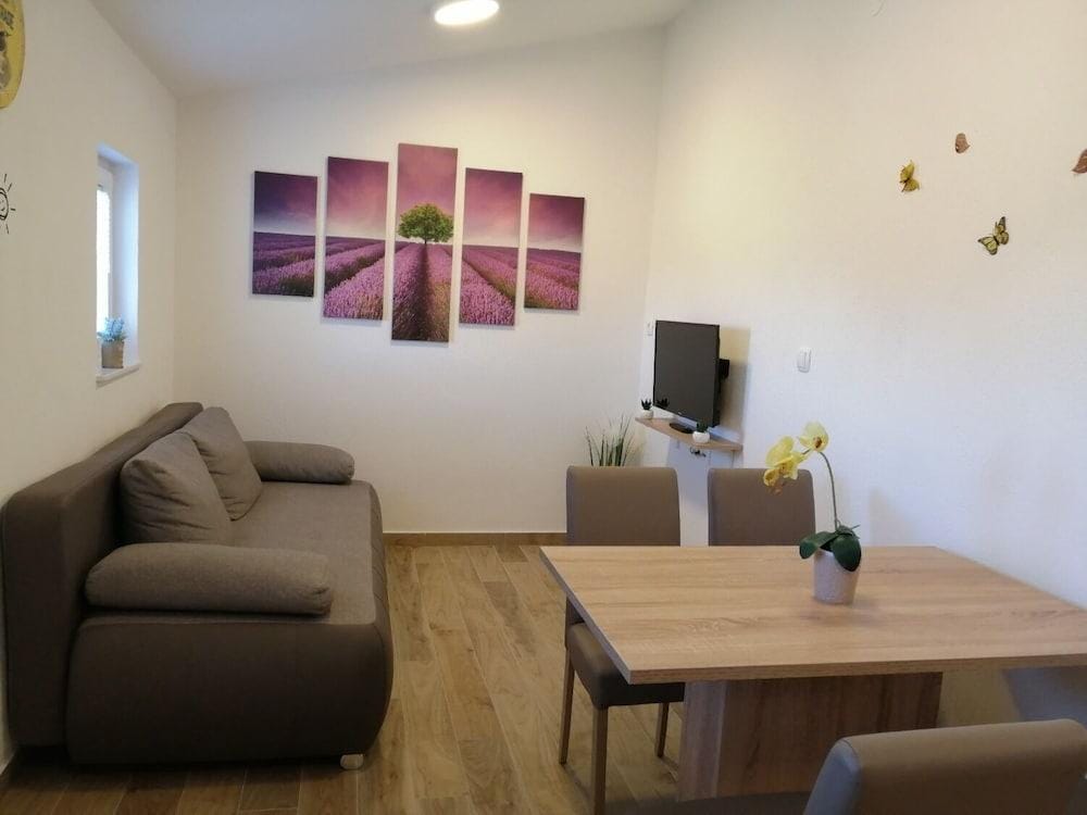 Apartments Luce