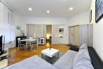B & B Schlosser