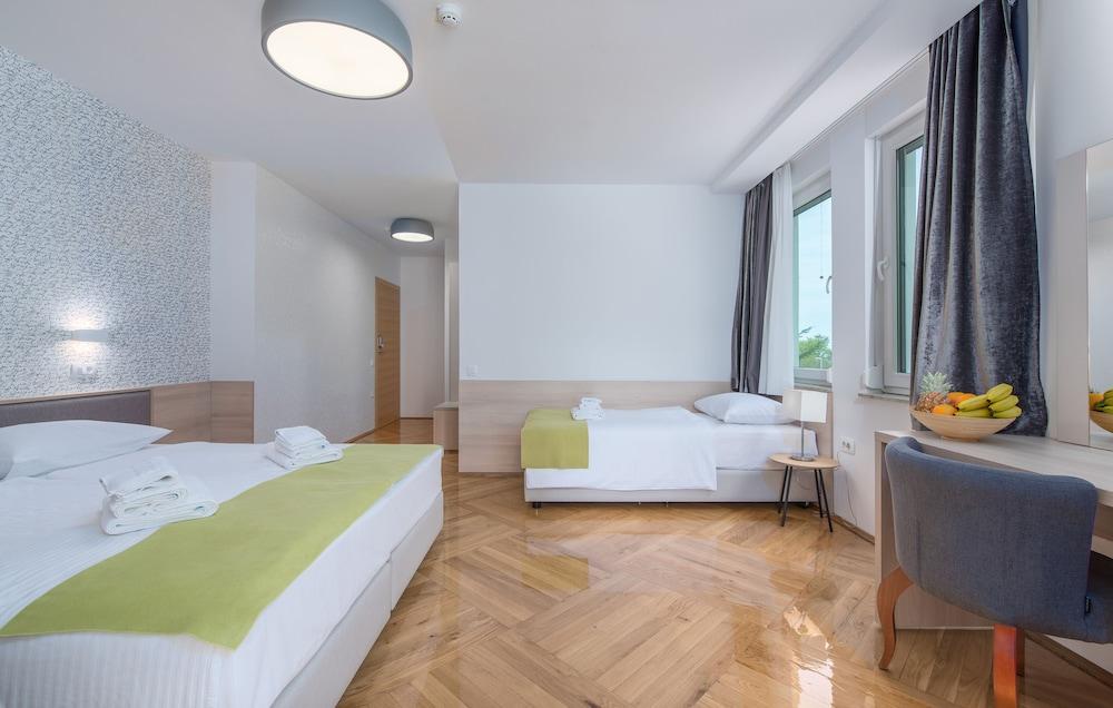 Aparthotel Adeo