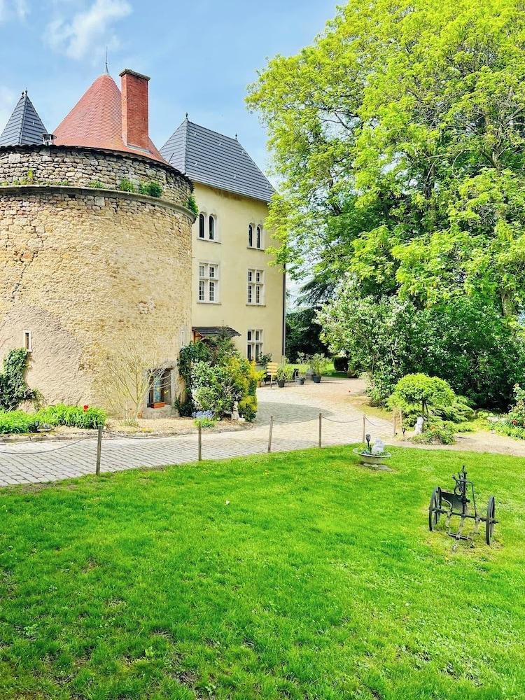 Chateau De Morey