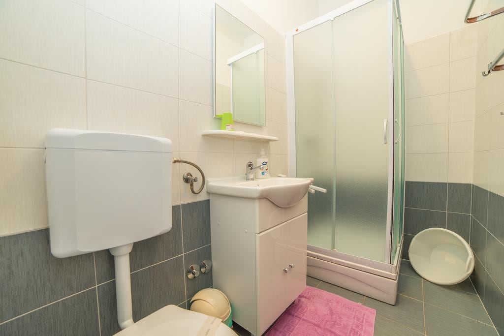 Apartments Snjezana