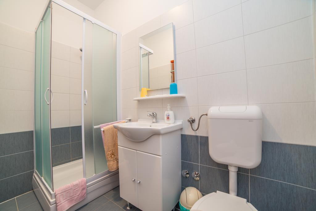 Apartments Snjezana