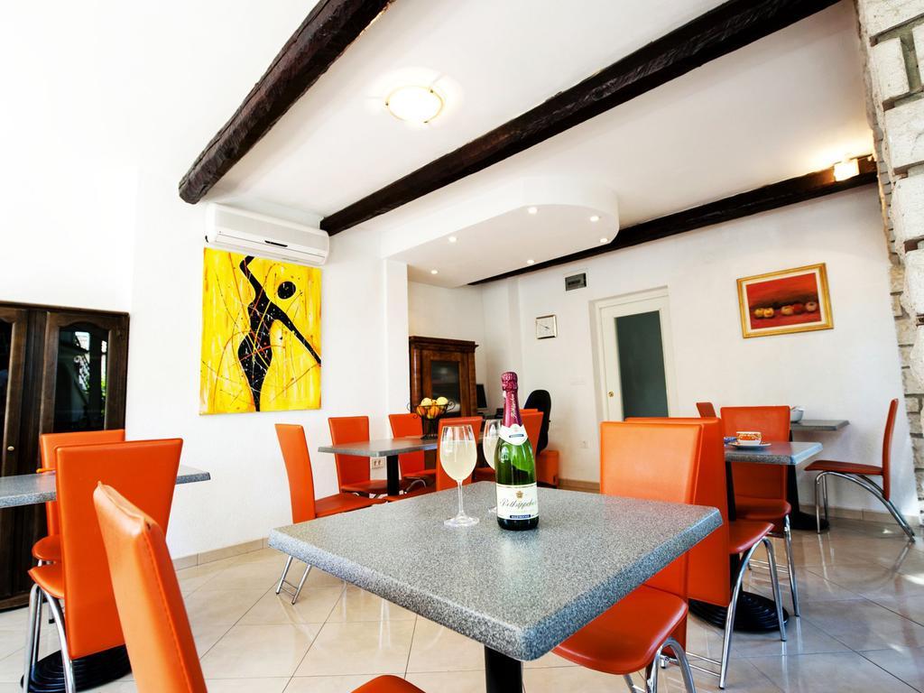 Villa Ladavac