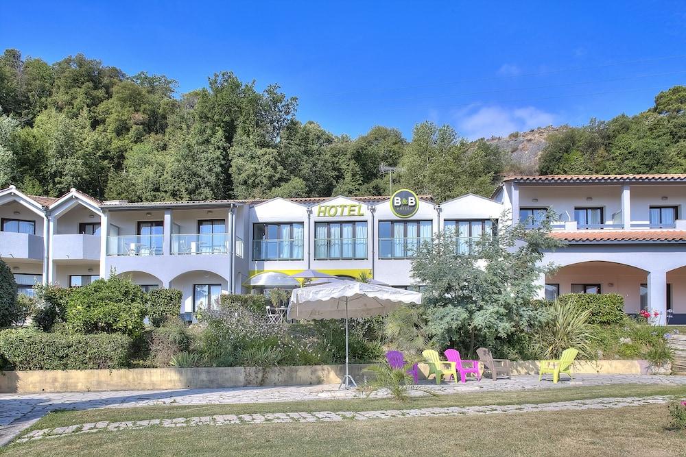 B&B Hotel Villeneuve Loubet Village