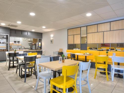 B&B Hotel Villeneuve Loubet Village
