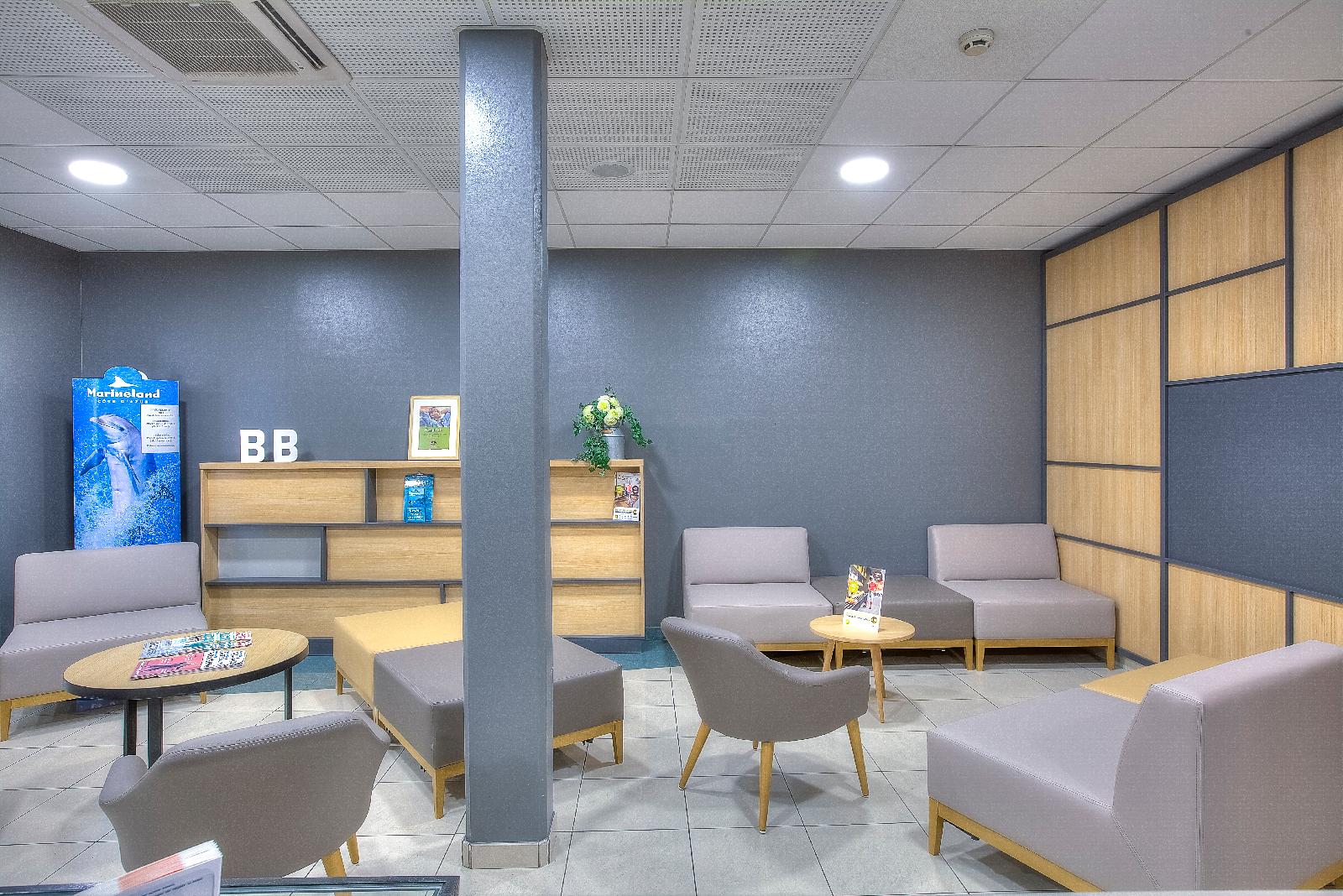 B&B Hotel Villeneuve Loubet Village