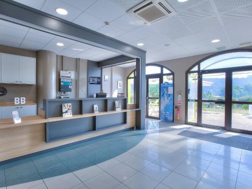 B&B Hotel Villeneuve Loubet Village