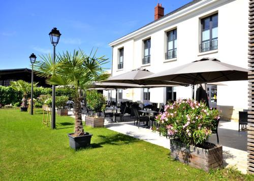 Auberge Du Chateau Bleu