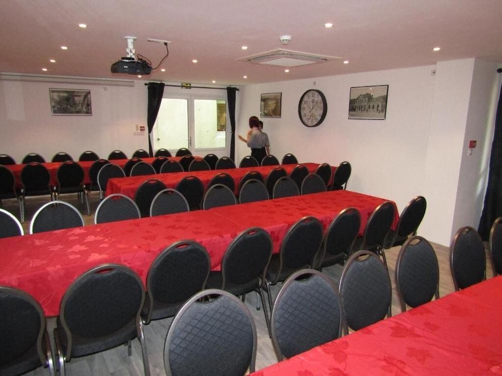 Le Creusot Hotel